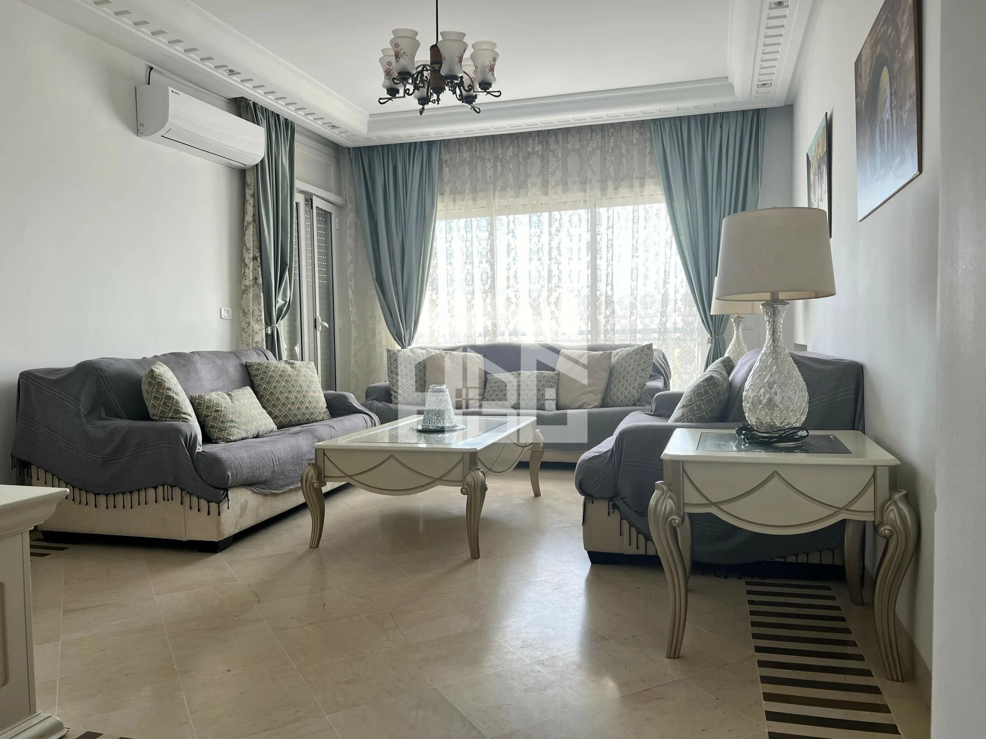 S+2 meublé de 134 m² aux Jardins d’el Menzah 2