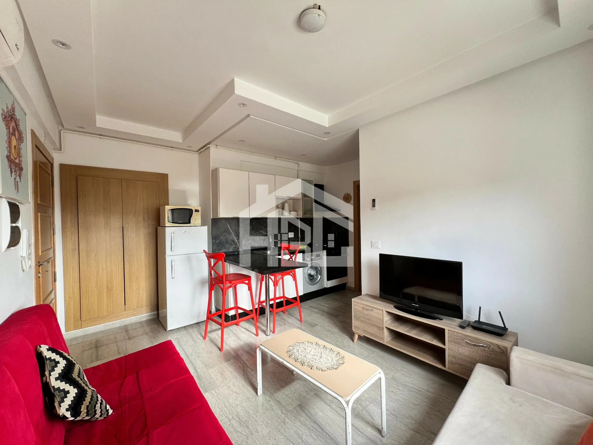 S+1 meublé de 55 m² à Riadh Andalous
