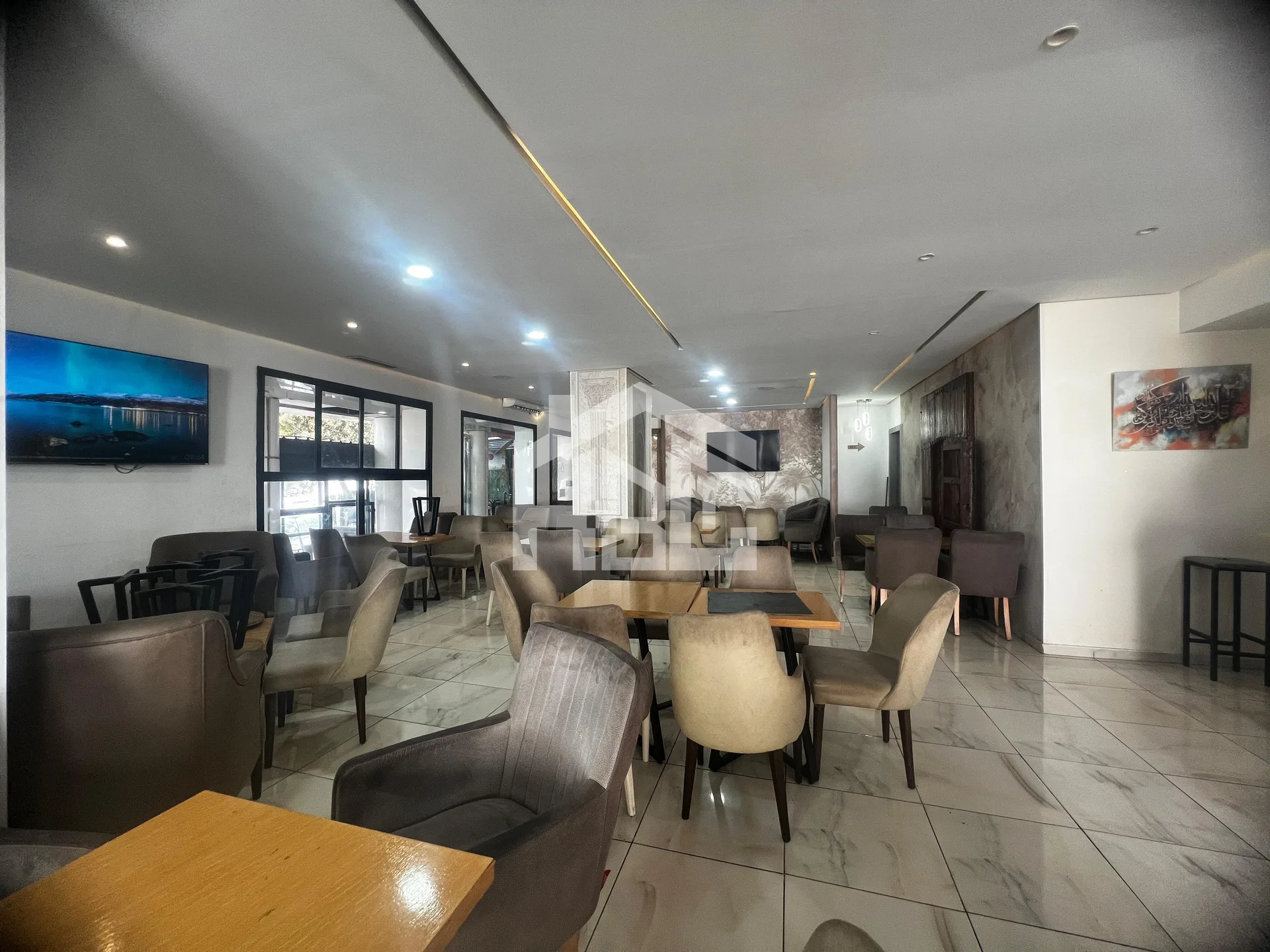 Salon de thé de 160 m²